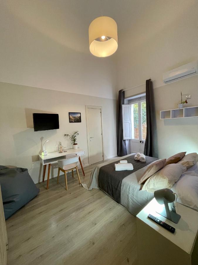 4 Balconi Paladini rooms Lecce Exterior foto