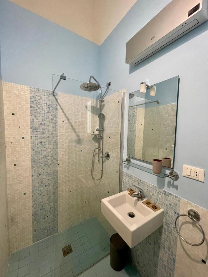4 Balconi Paladini rooms Lecce Exterior foto